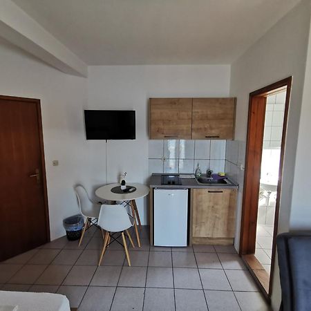 Apartmani Lezenic M Неум Екстериор снимка