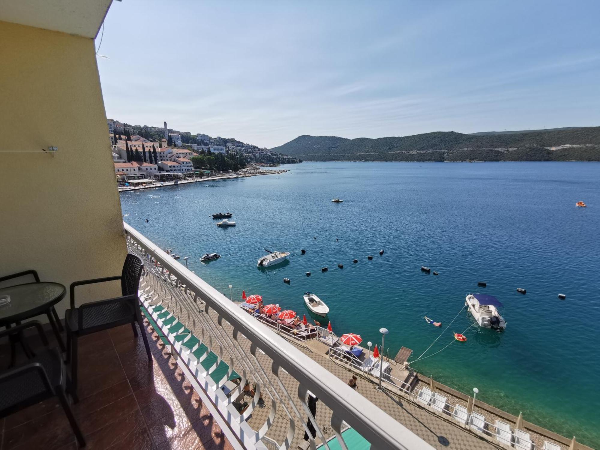 Apartmani Lezenic M Неум Екстериор снимка